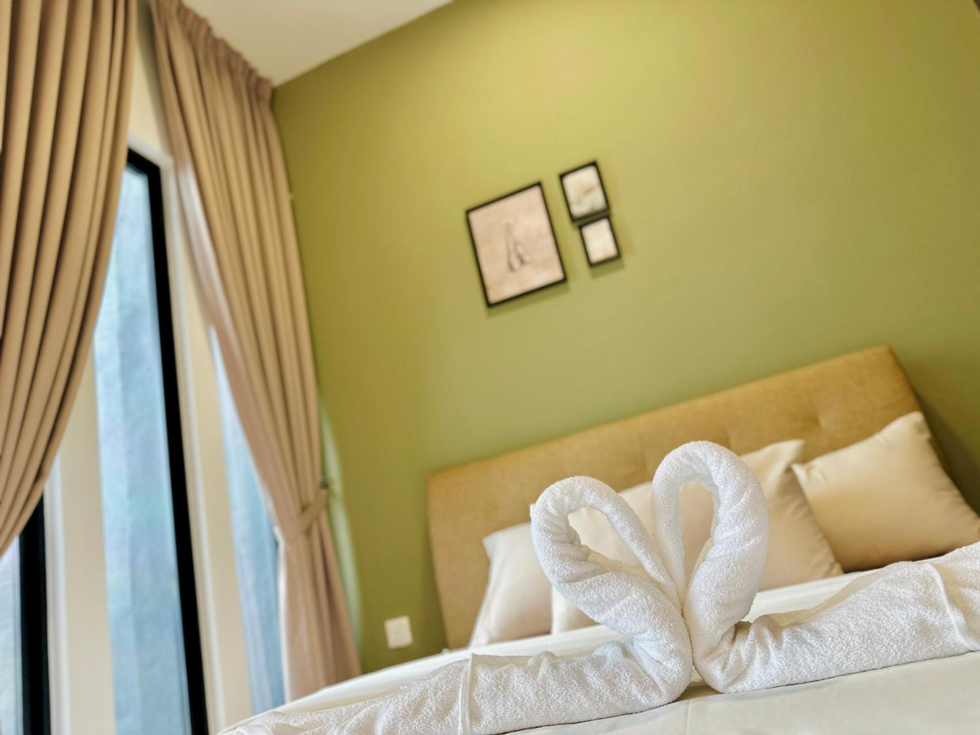 2Br Luxury Rooftop Swimming Pook Homestay@Georgetown@10Pax - 无敌美景两房民宿 Exterior photo